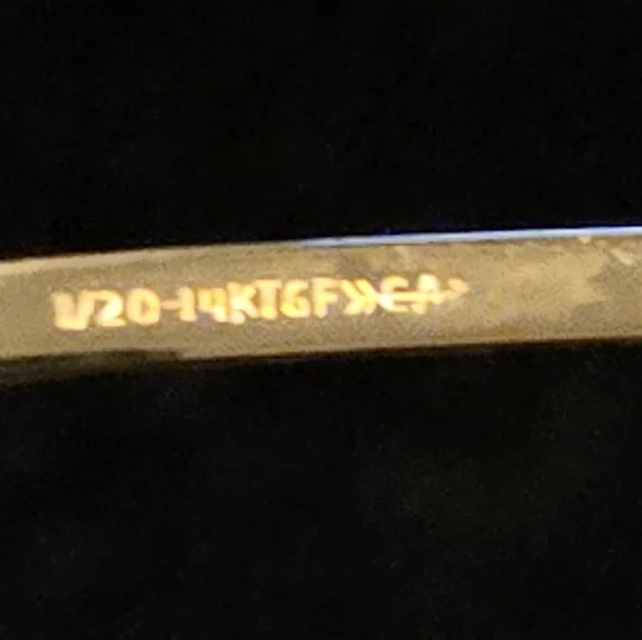 Vintage 14 Karat Gold Filled Bangle Bracelet - Picture 2 of 6